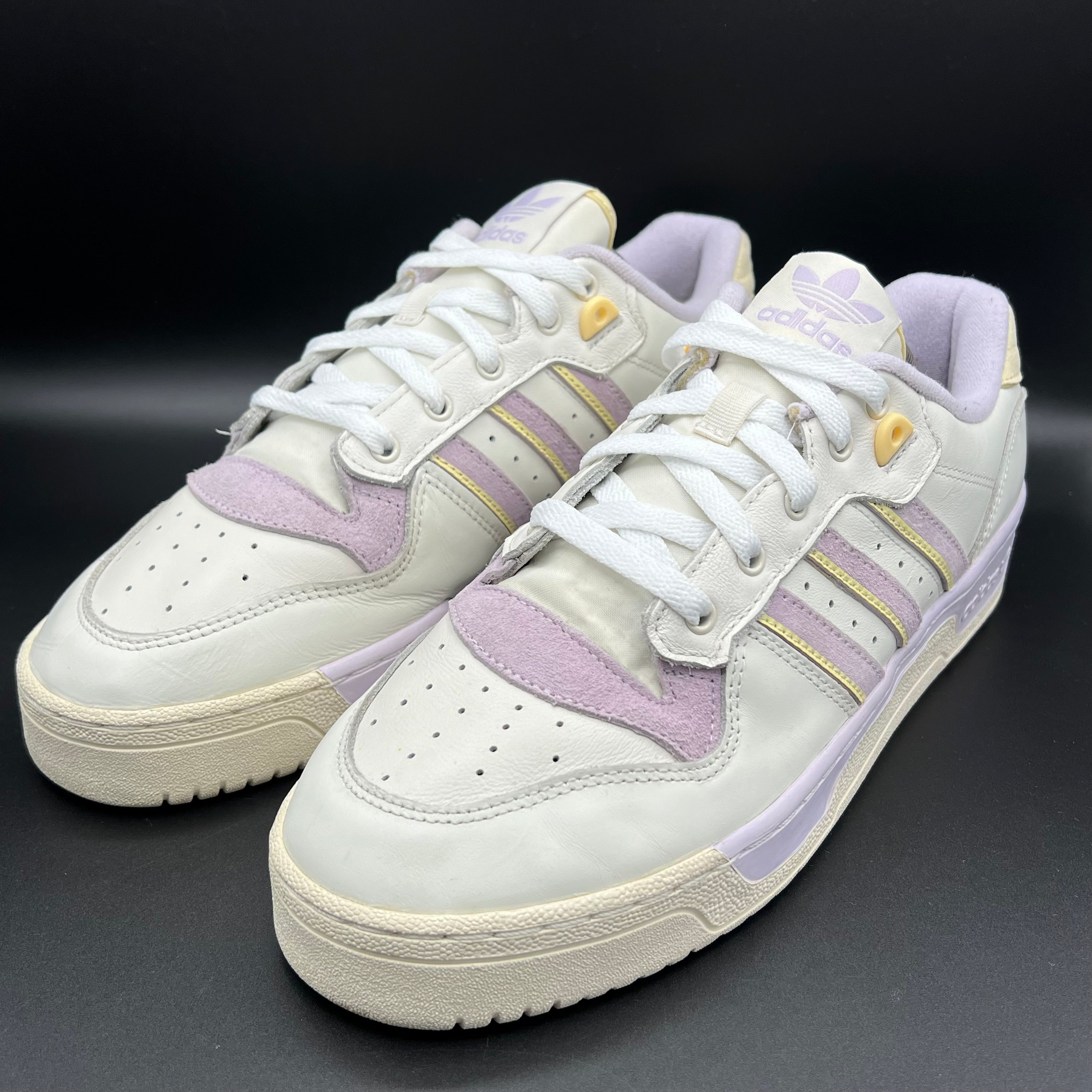 Adidas forum low