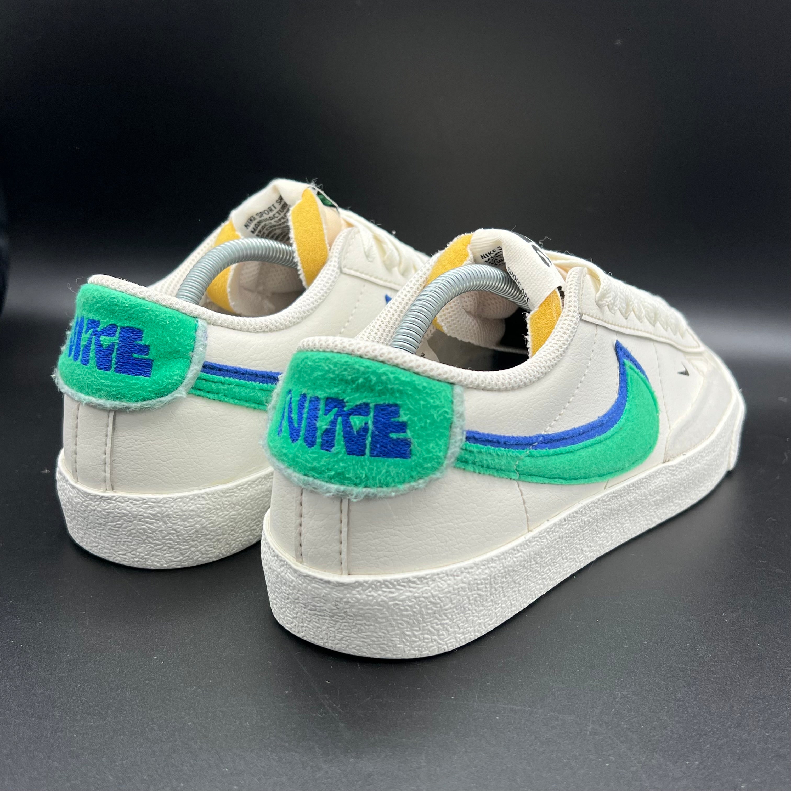 Nike blazer low