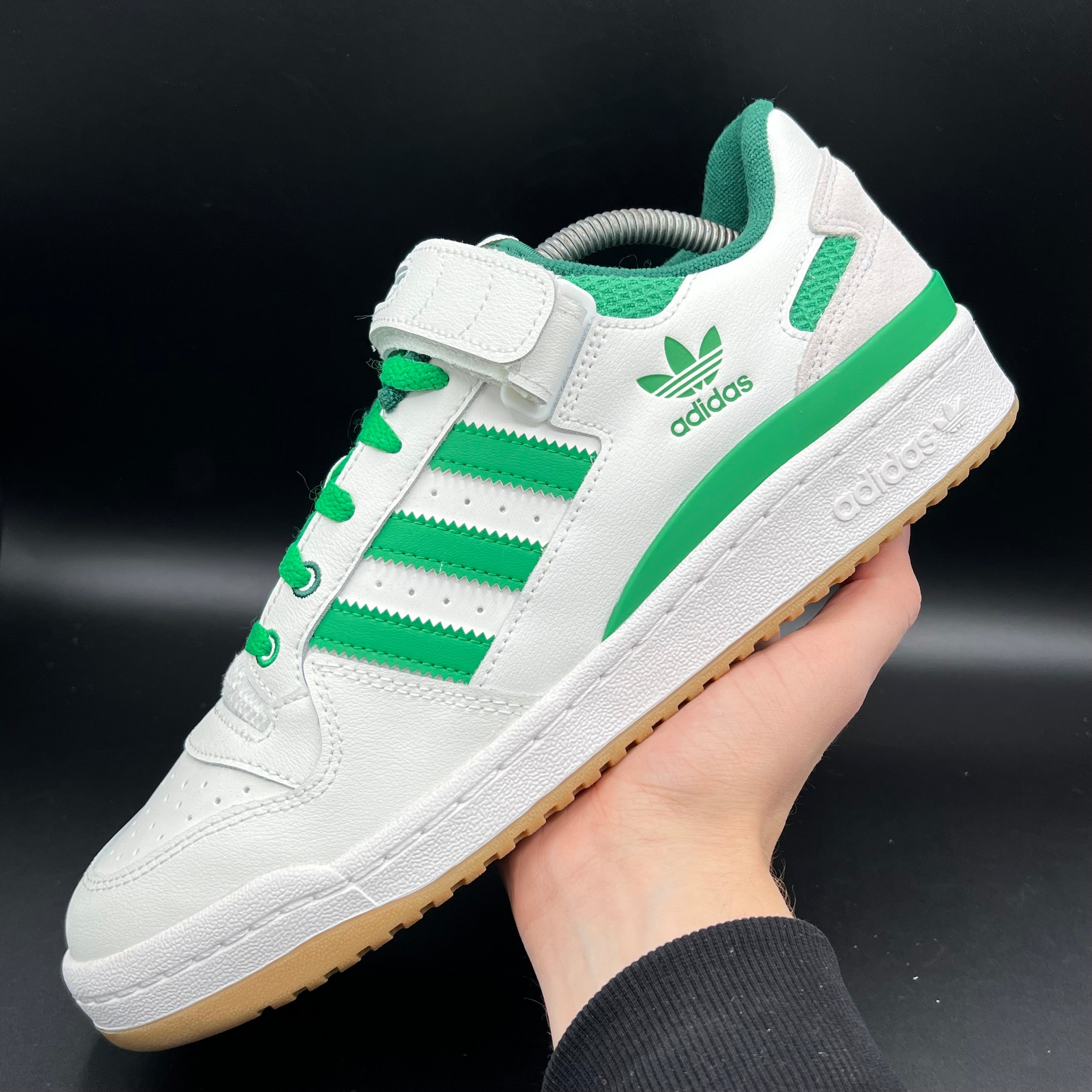 Adidas forum low (neuves)