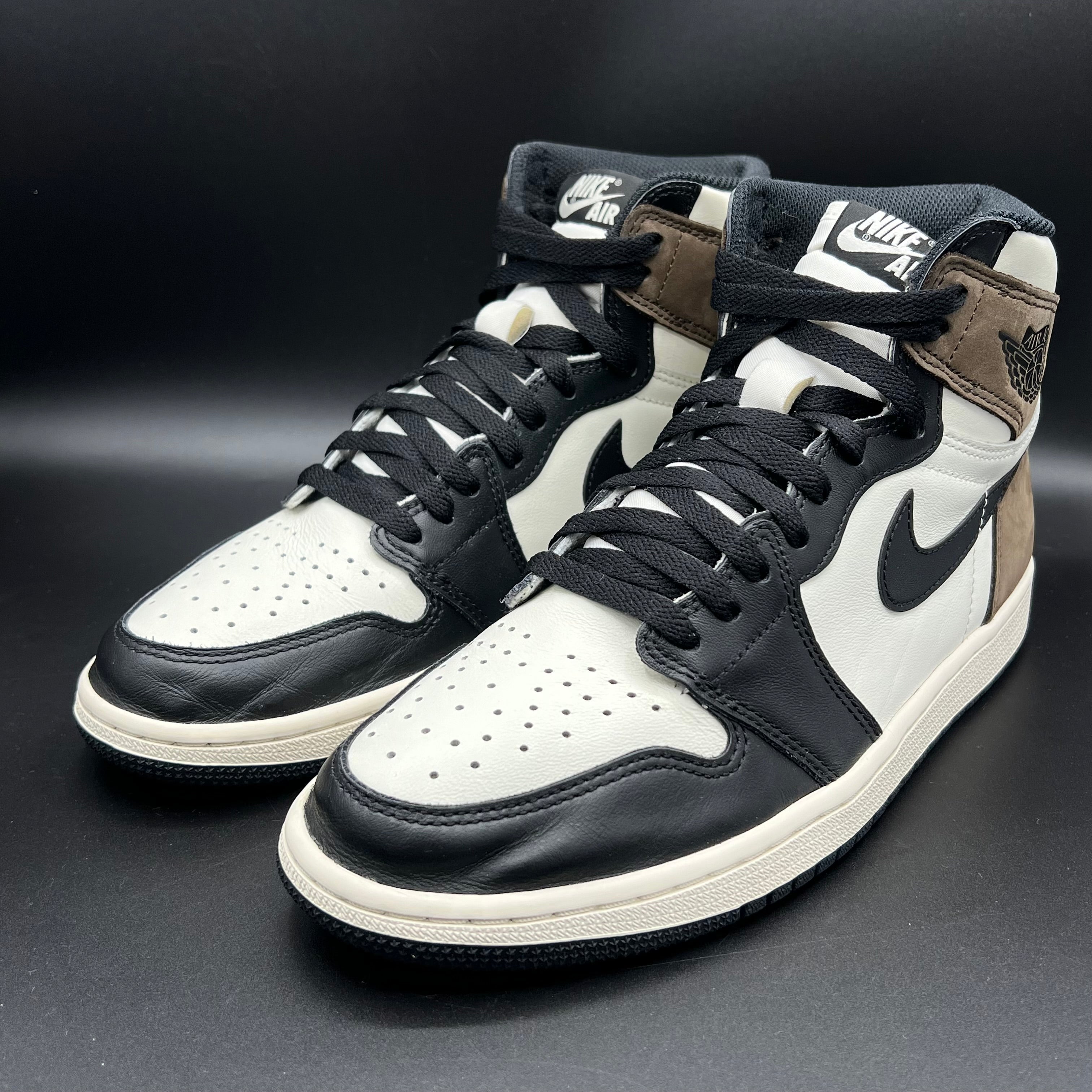 Air Jordan 1 High Mocha