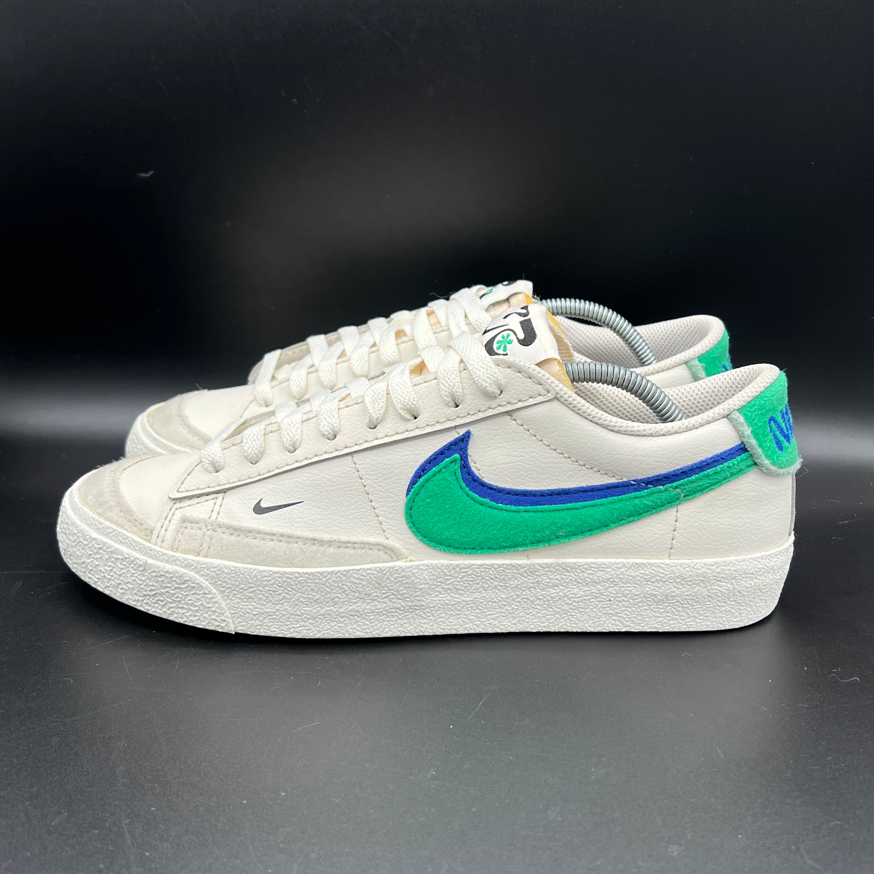 Nike blazer low