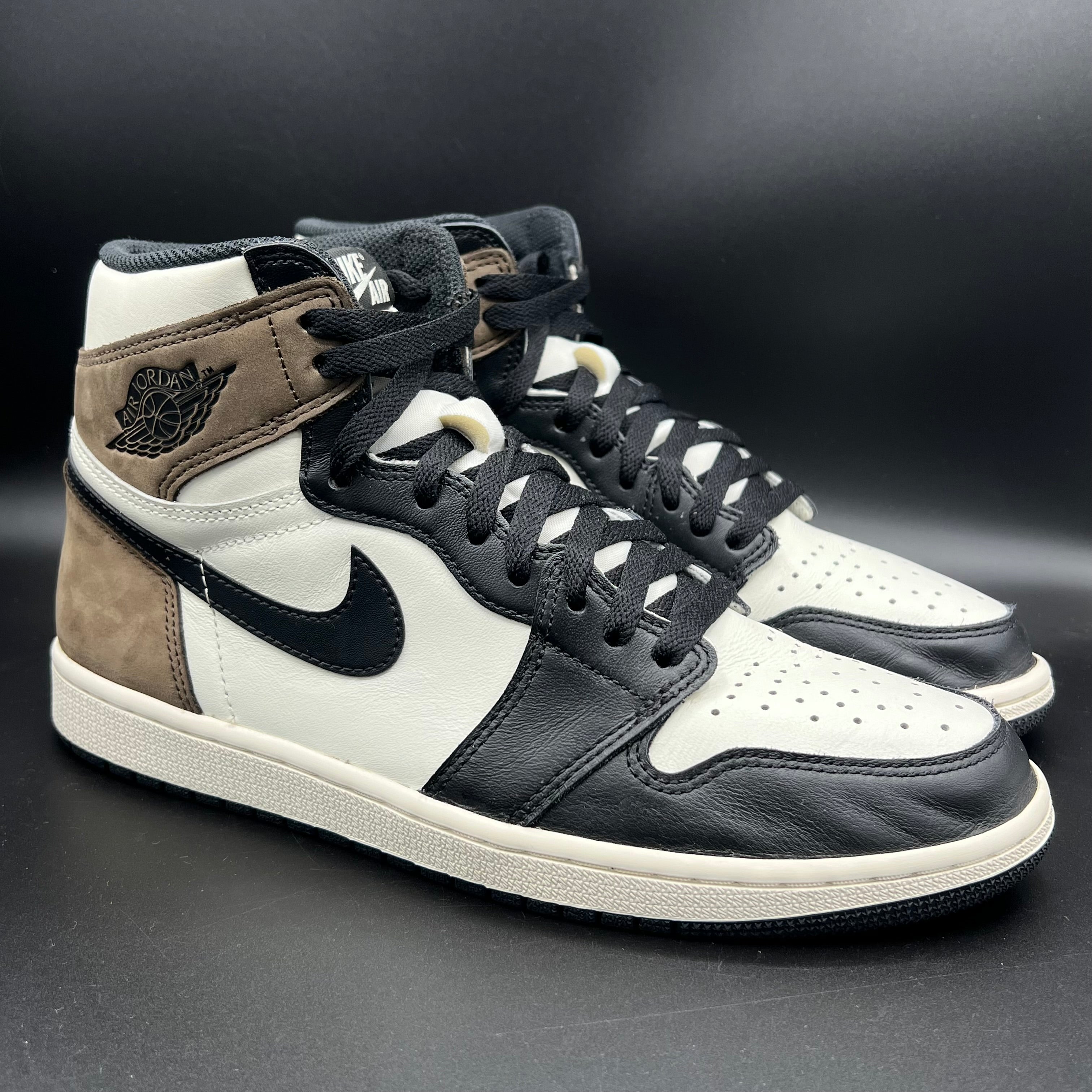 Air Jordan 1 High Mocha