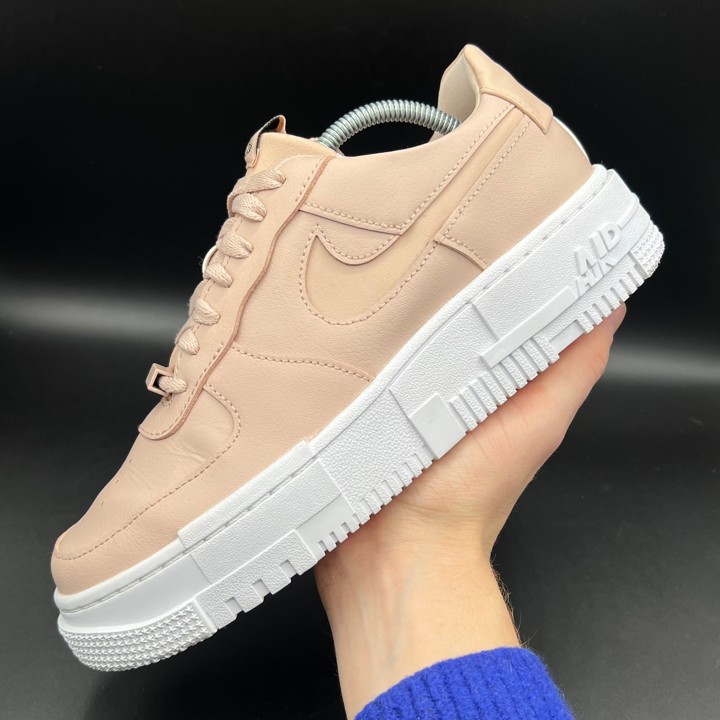 Nike air force 1 pixel